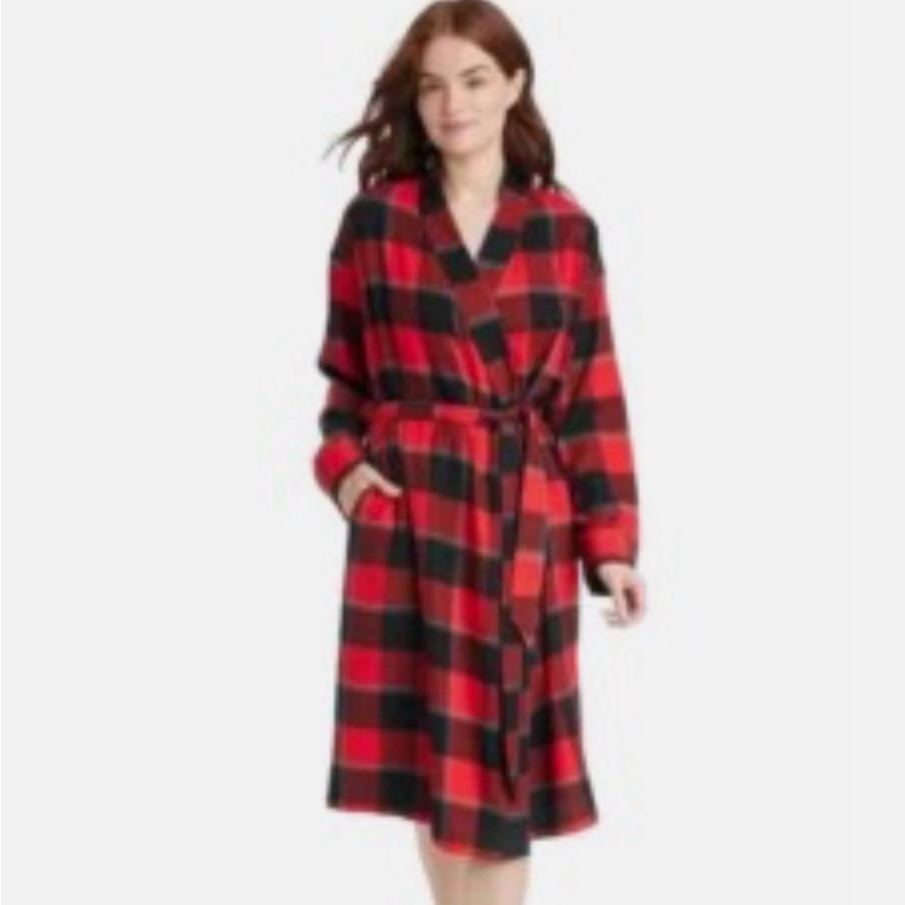 NWT - Stars Above Plaid Women's Robe - Red and Black